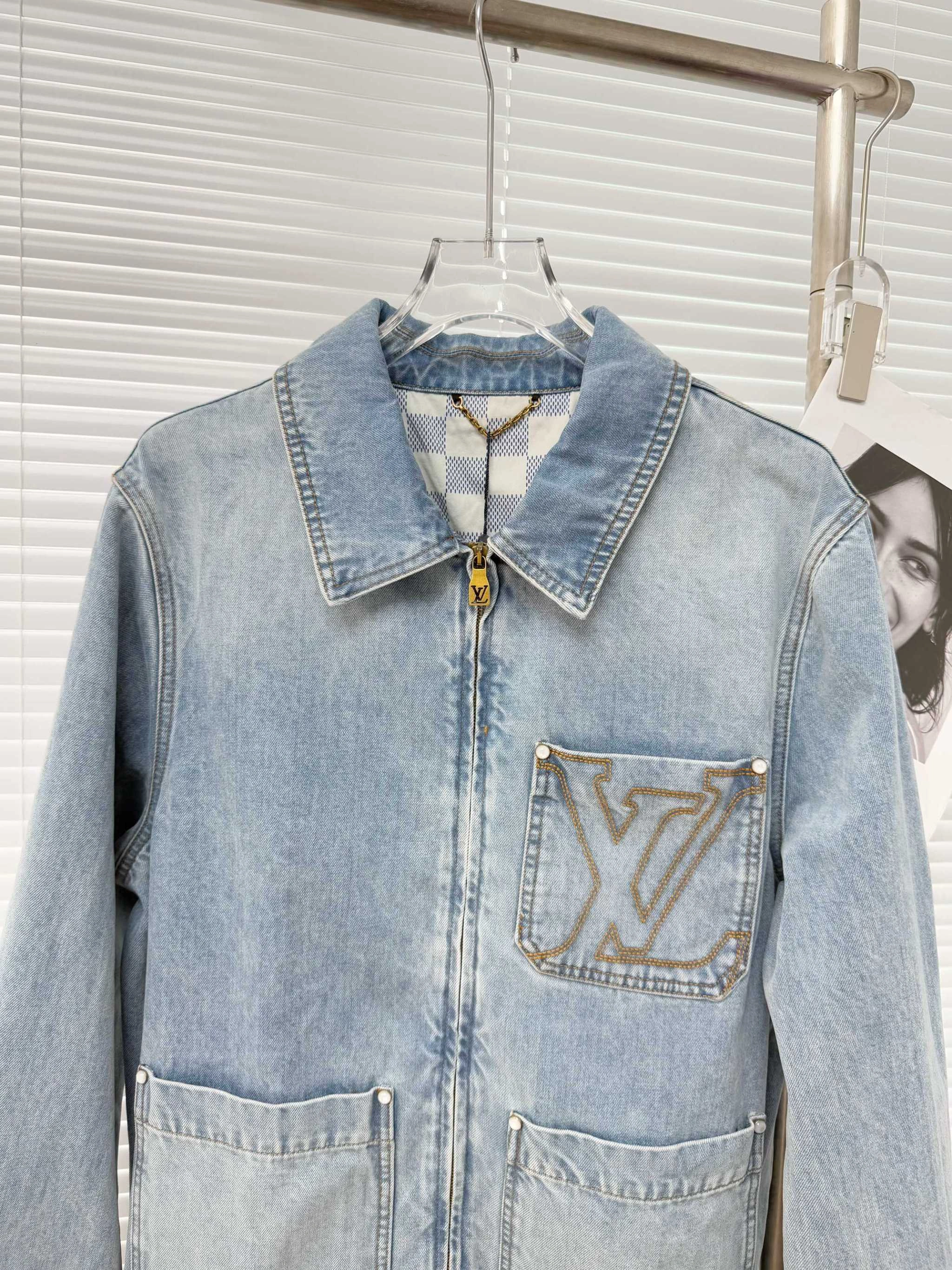 wg.luxury- 8V item:E-F409D0605